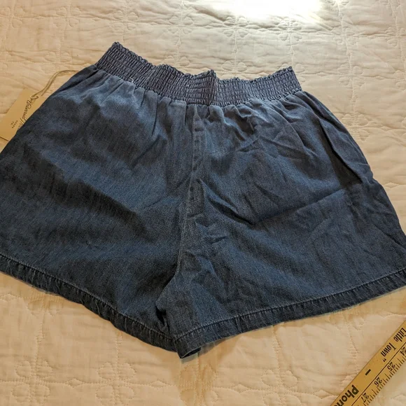 Universal thread pull up denim shorts size medium - Picture 3 of 7